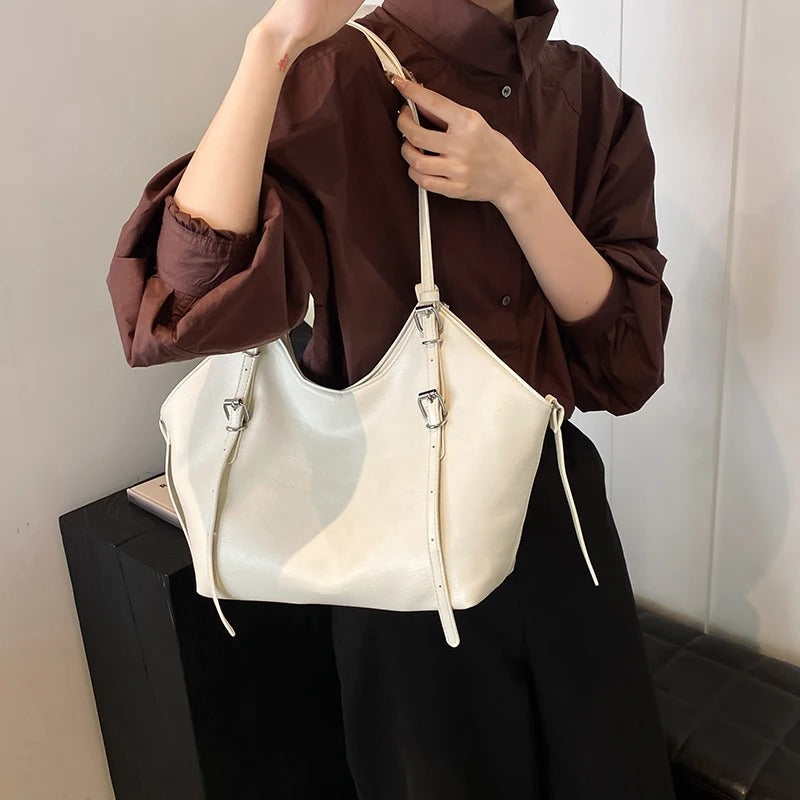 Bayang Sari Puspa Shoulder Tote