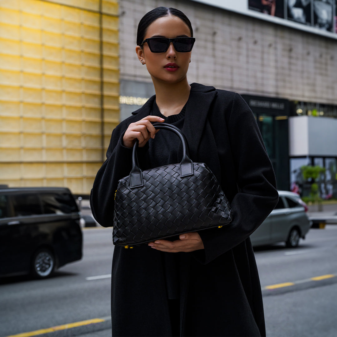 Meluraya Anyaman Handbag