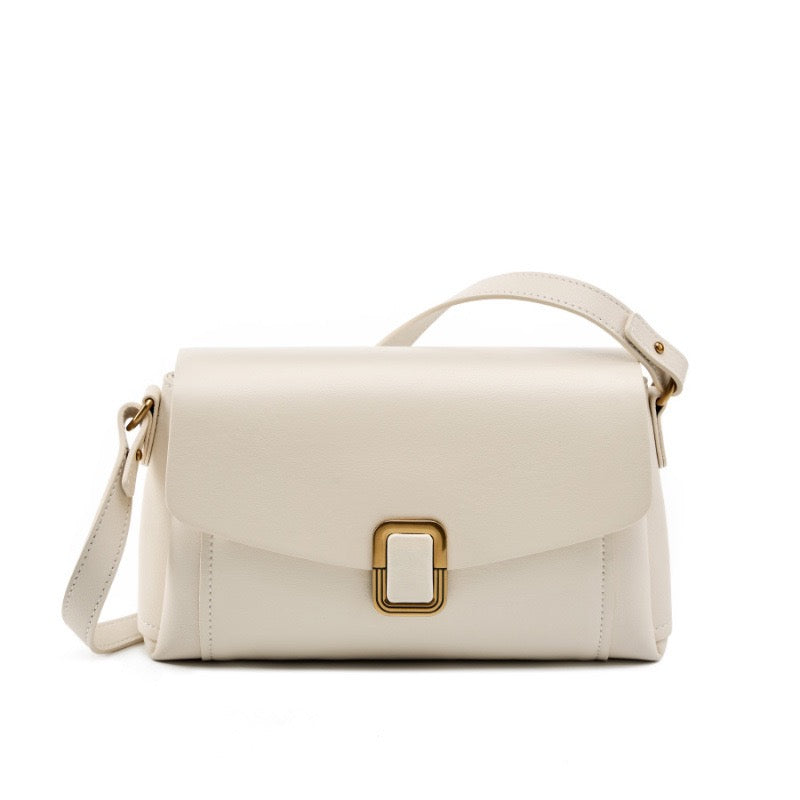 Bayang Sari Nusa Crossbody Tag