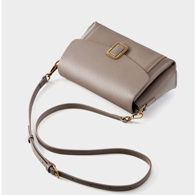 Bayang Sari Nusa Crossbody Tag