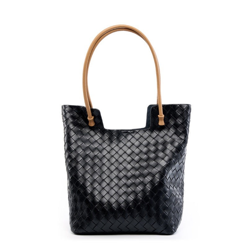Meluraya Rangkai Shoulder Bag
