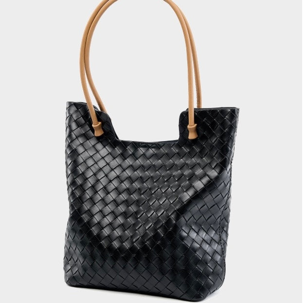 Meluraya Rangkai Shoulder Bag