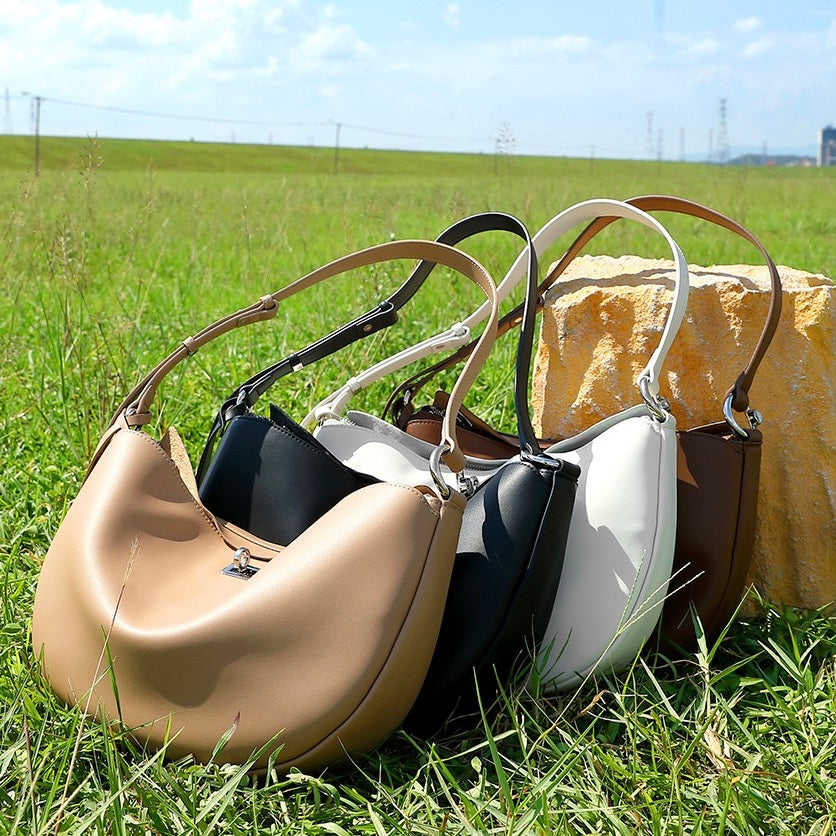 Bayang Sari Aruna Casual Bag