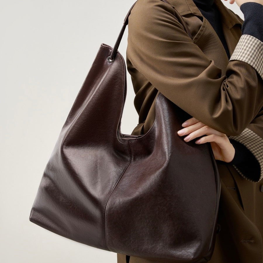 Bayang Sari Laksana Tote Bag