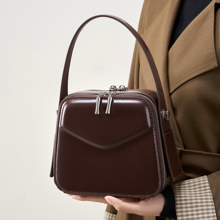 Embun Malam Ratna Trapeze Bag