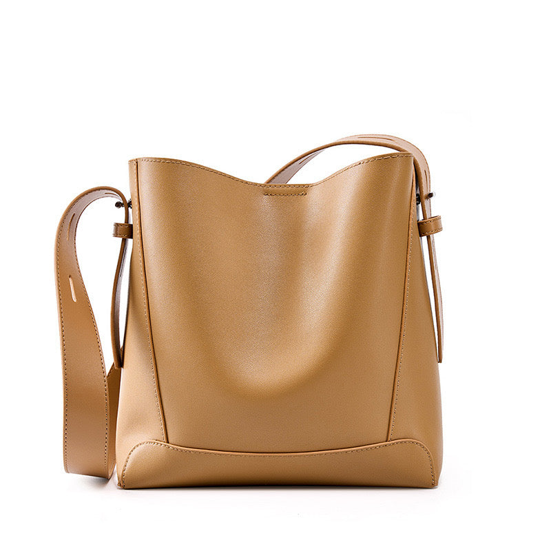 Bayang Sari Oversized Bucket Bag