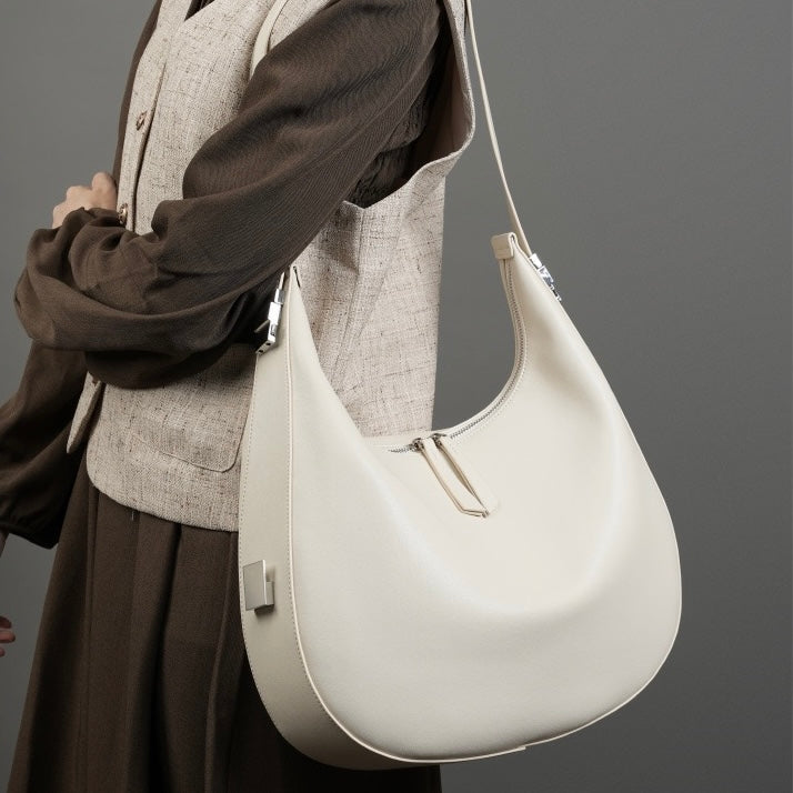 Embun Malam Aruna Shoulder Handbag