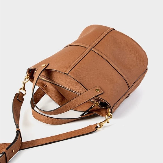 Bayang Sari Kiambang Bertaut Bucket Bag
