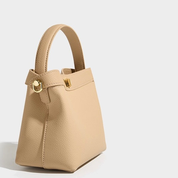Embun Malam Santun Bucket Bag