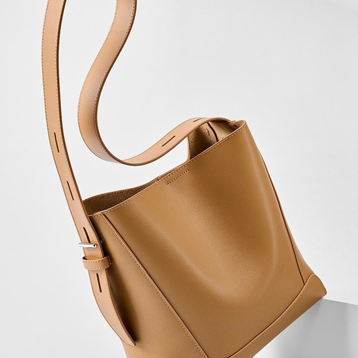 Bayang Sari Oversized Bucket Bag