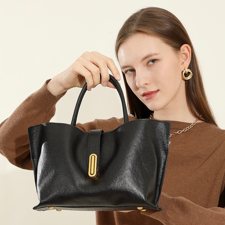 Bayang Sari Laksana Commuter Tote