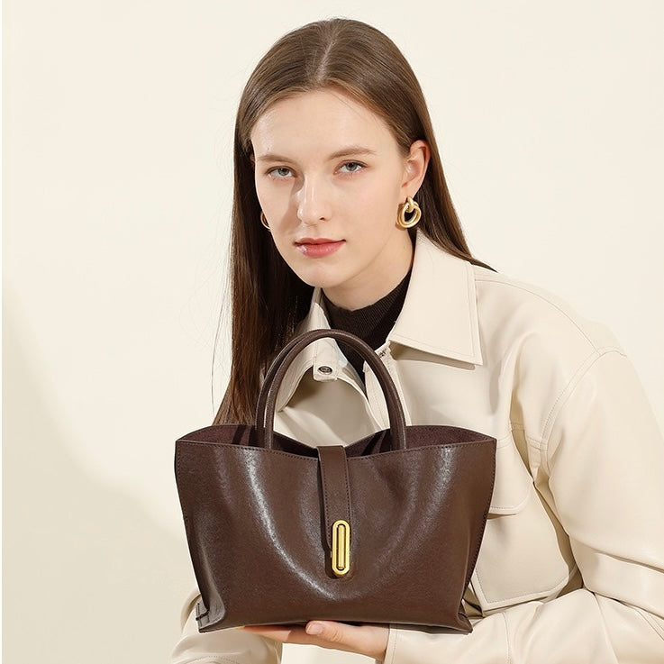 Bayang Sari Laksana Commuter Tote