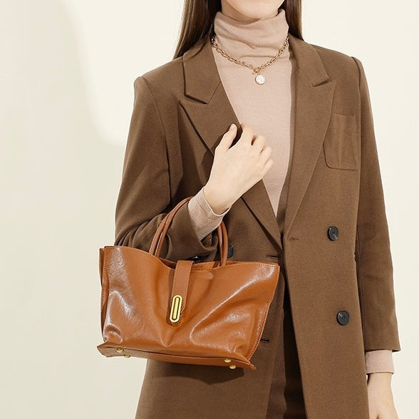 Bayang Sari Laksana Commuter Tote