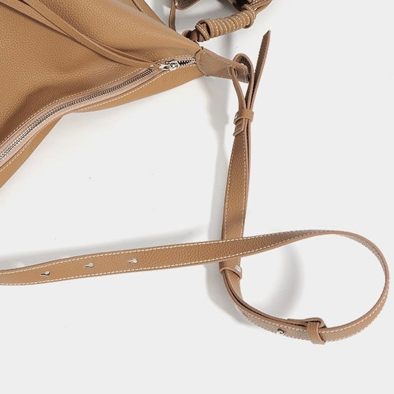 Bayang Sari Commuter Tote Bag