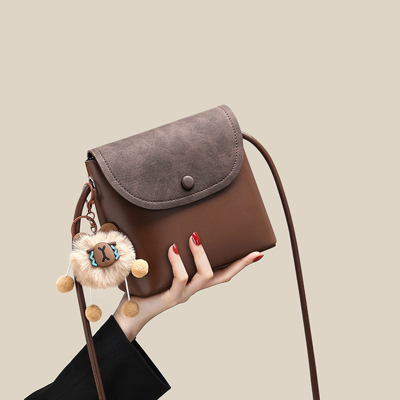 Bayang Sari Molek Vintage Crossbody Bag