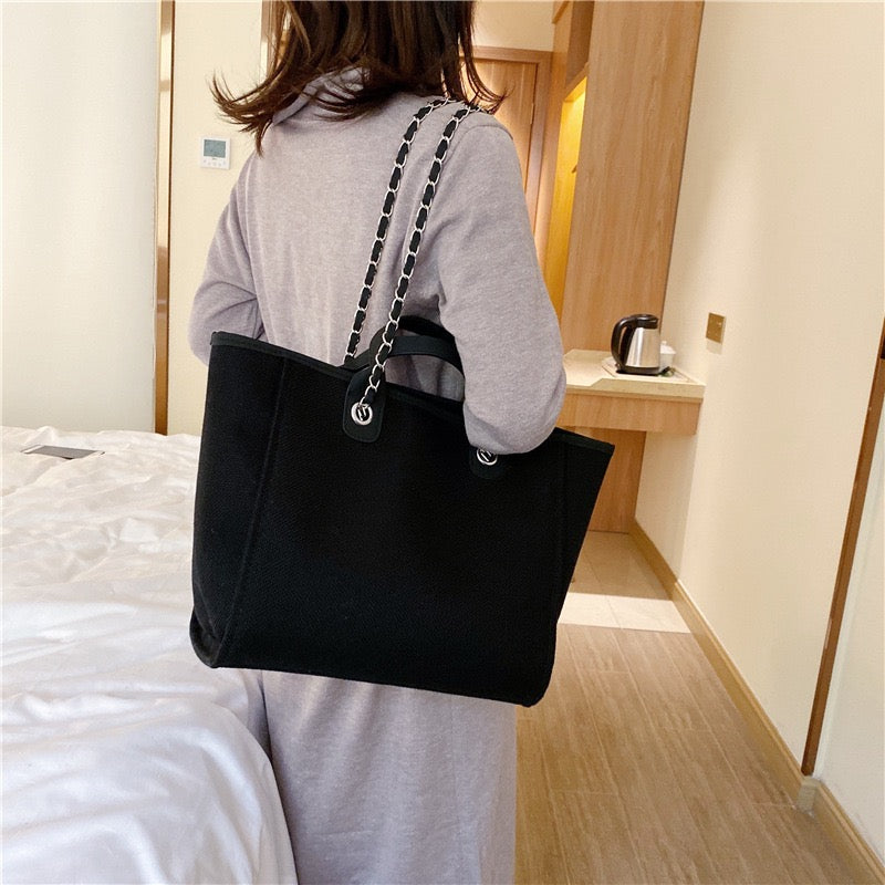 Bumi Lestari Large Tote Bag