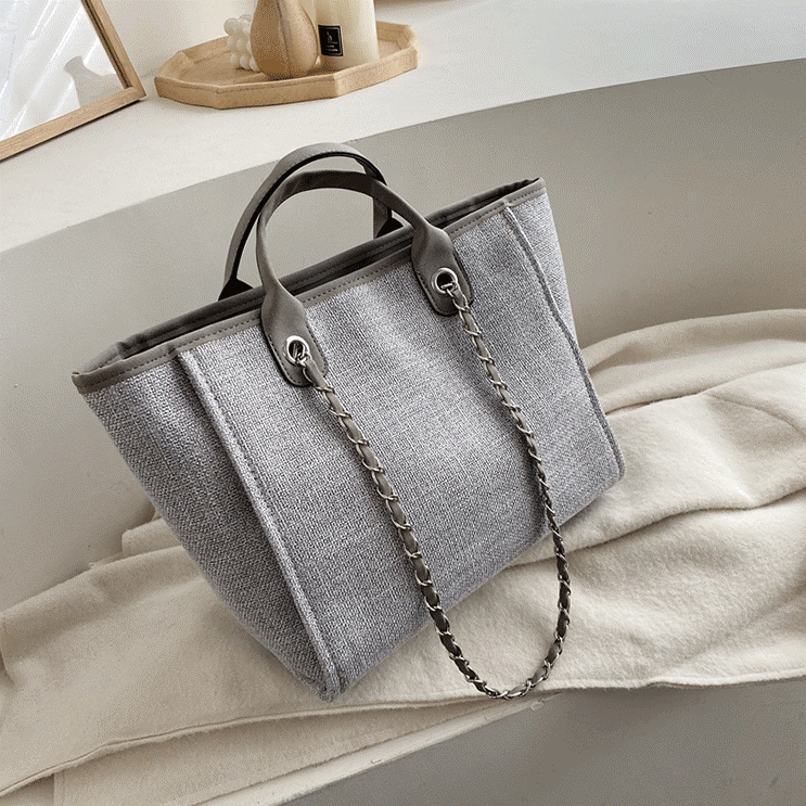 Bumi Lestari Large Tote Bag