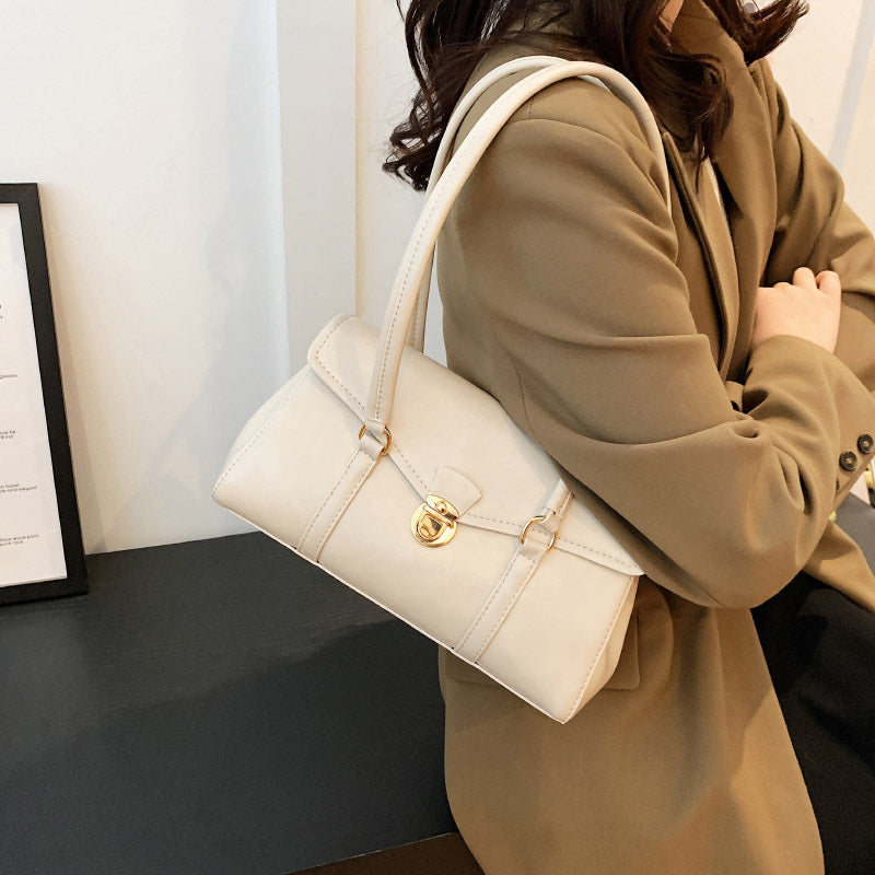 Embun Malam Vintage Shoulder Tote