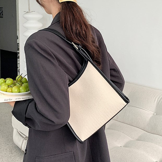 Bumi Lestari Mini Shoulder Bag