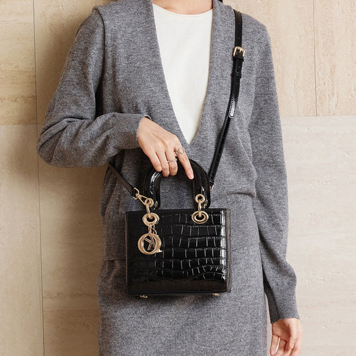 Embun Malam Mahar Shoulder Handbag