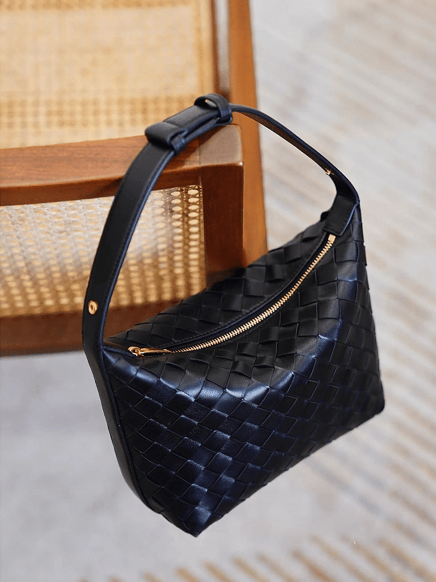 Meluraya Bicara Handbag