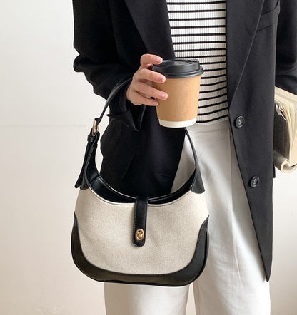 Bumi Lestari Shoulder Bag