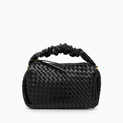 Meluraya Puisi Handbag