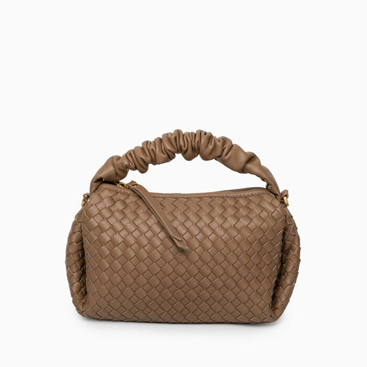 Meluraya Puisi Handbag