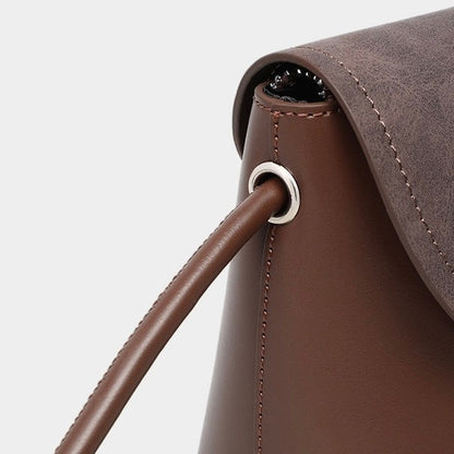 Bayang Sari Molek Vintage Crossbody Bag
