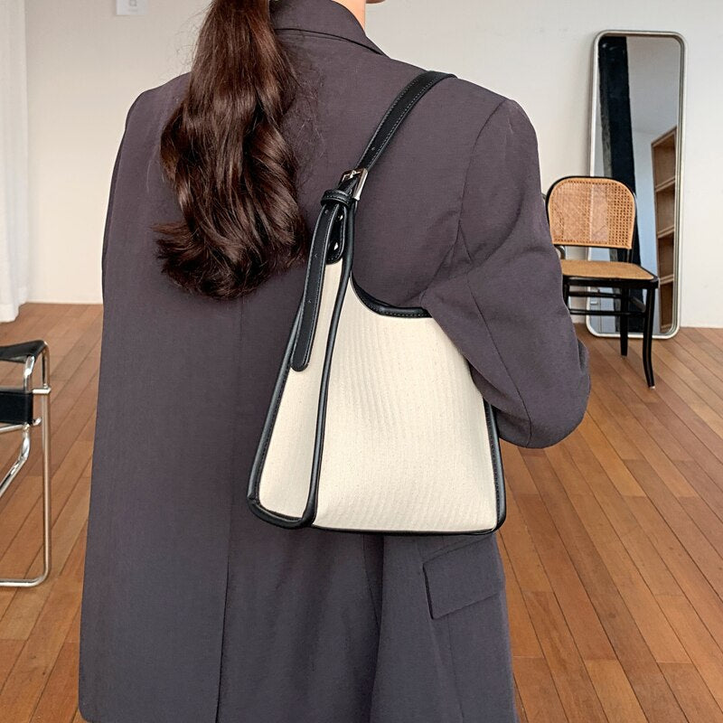 Bumi Lestari Mini Shoulder Bag